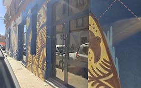 Florit Flats - Ceramic Homes - 4 Guest - Ac Wifi - Near Sorolla Train Station